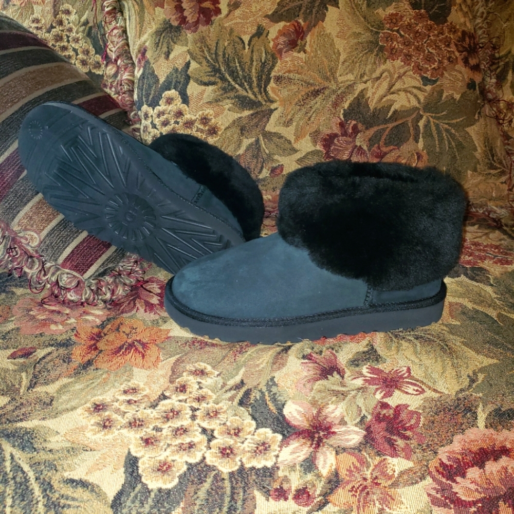 Ugg womens classic mini fluff boots